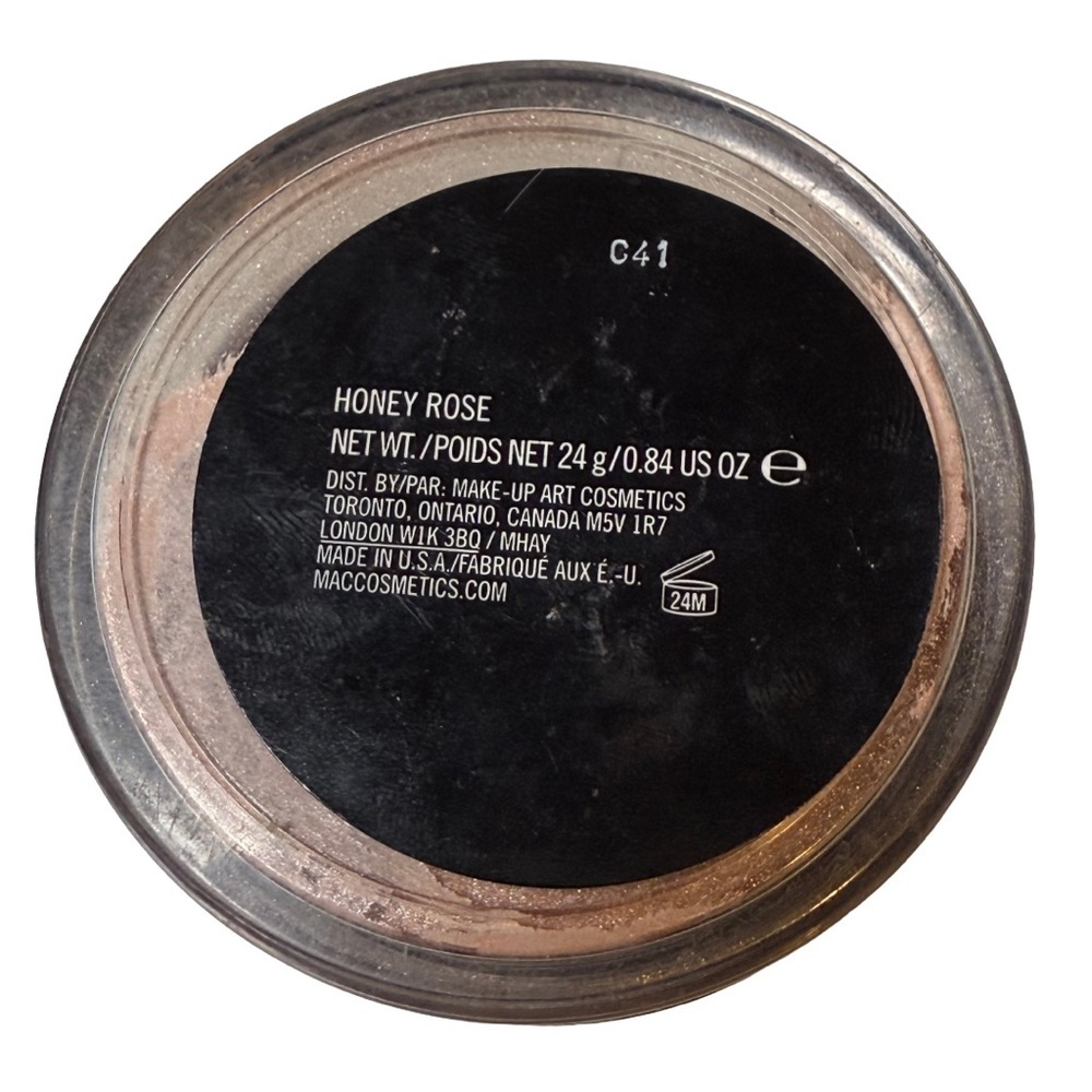 MAC Magically Cool Liquid Powder - Honey Rose